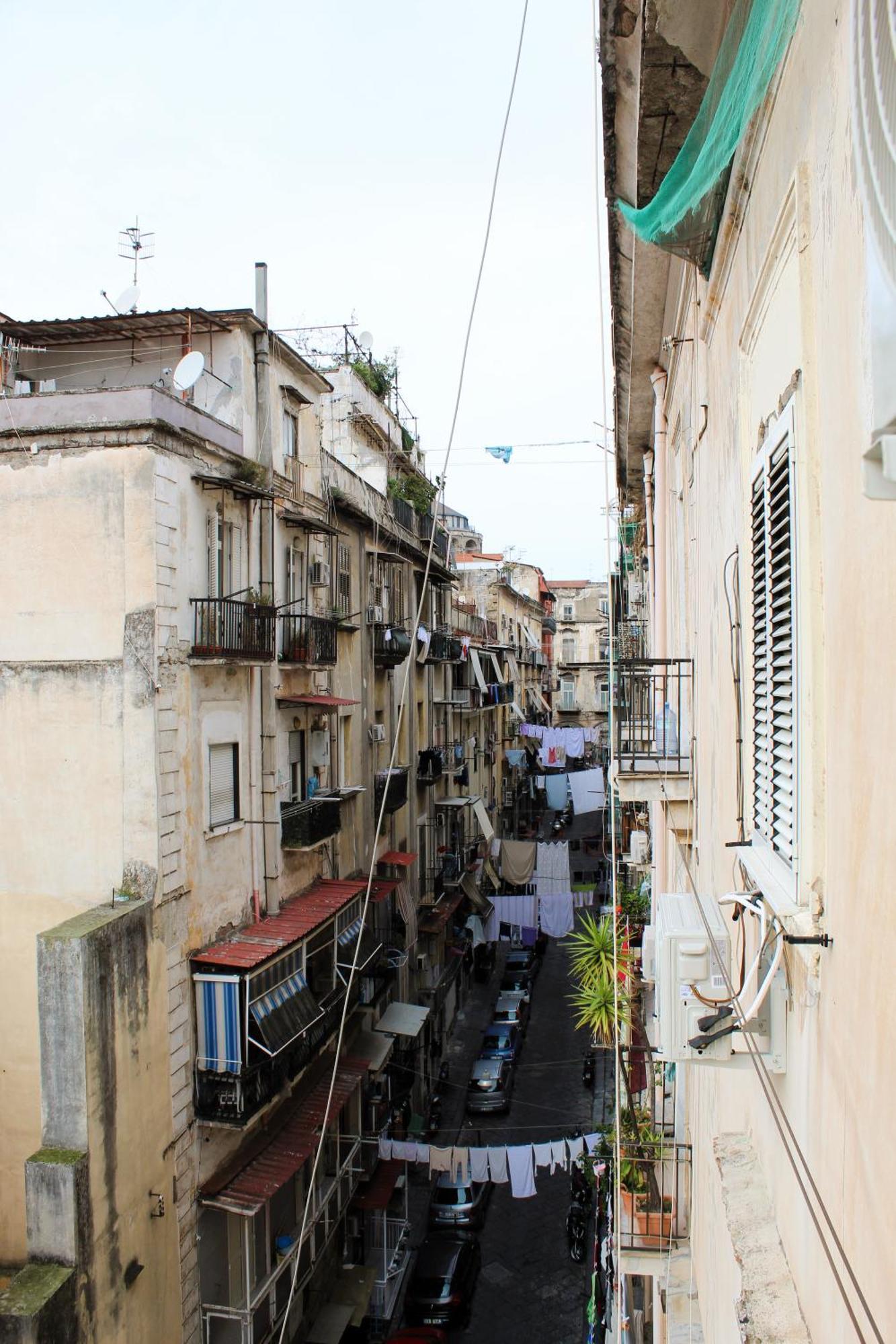 Blackwoody Contemporary Rooms - Napoli Centro Storico Dış mekan fotoğraf
