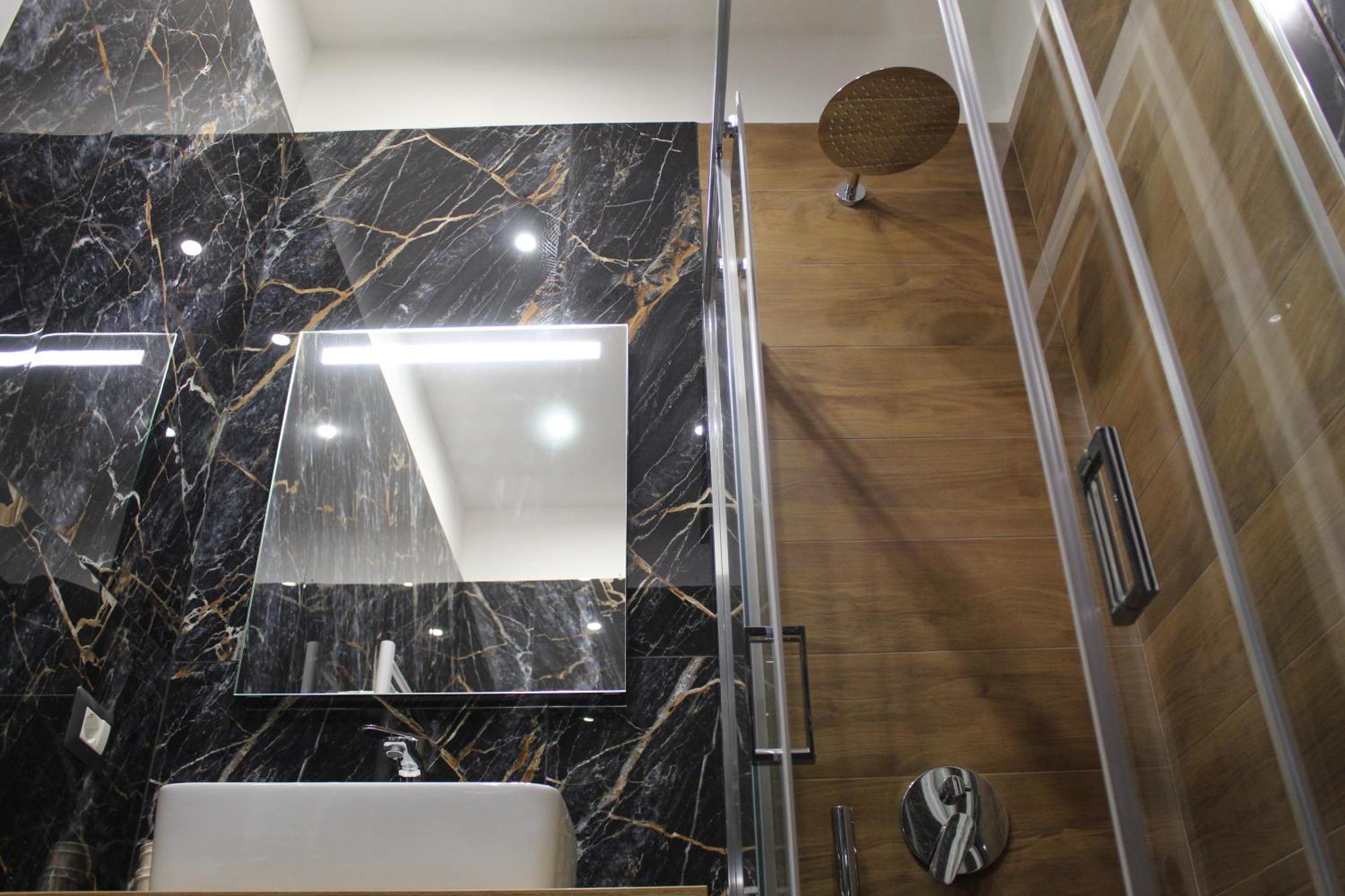 Blackwoody Contemporary Rooms - Napoli Centro Storico Dış mekan fotoğraf